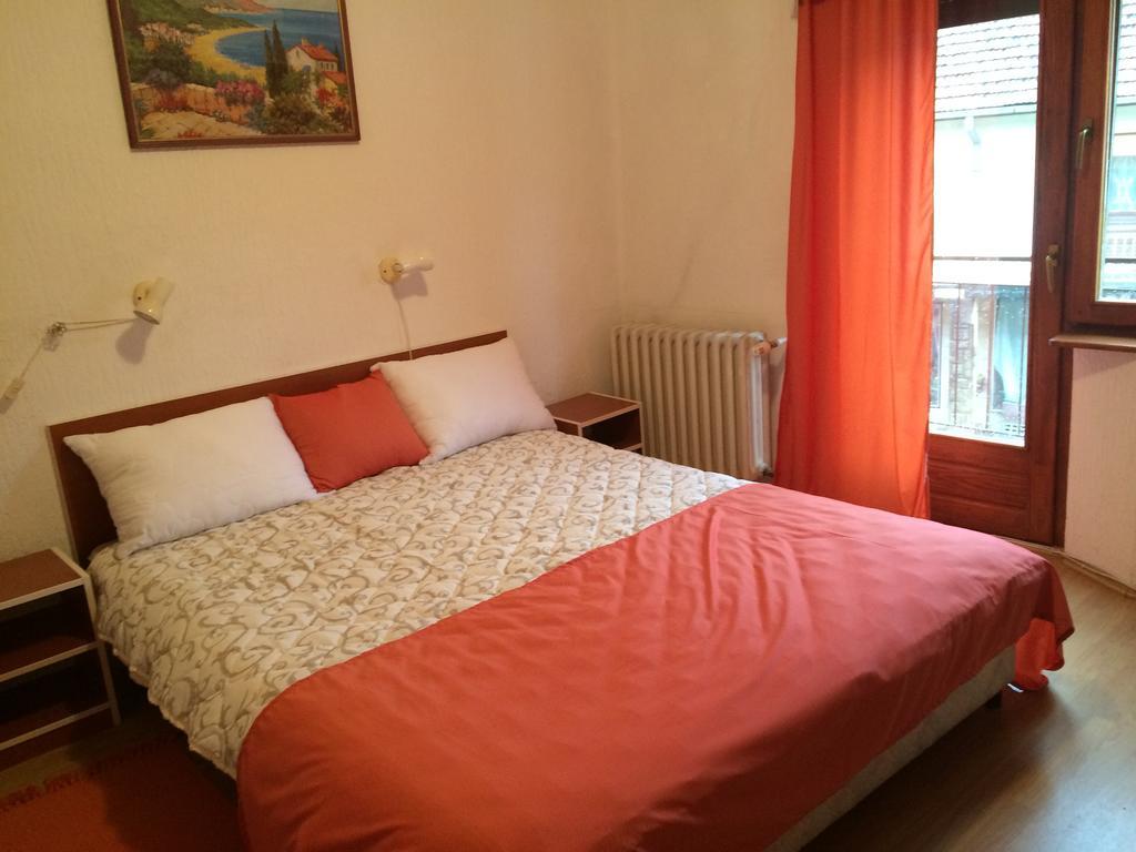 Guesthouse Smiljanic Slavkovica Ngoại thất bức ảnh