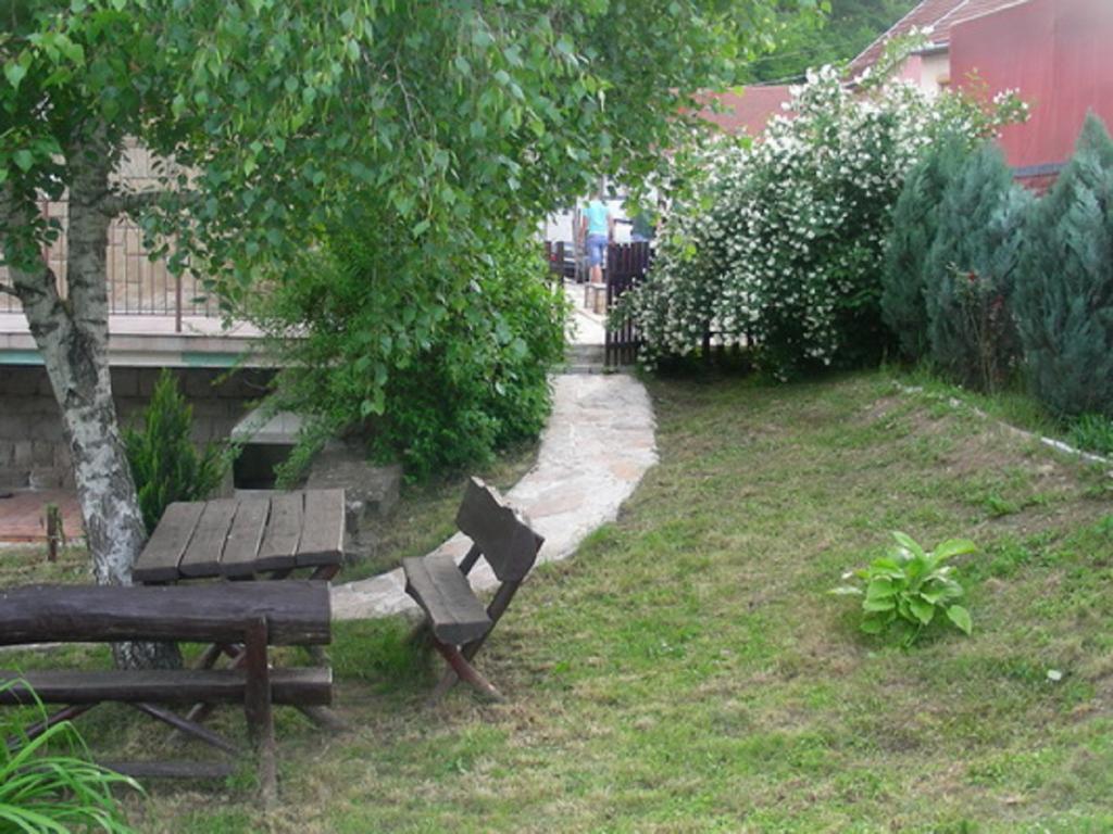 Guesthouse Smiljanic Slavkovica Ngoại thất bức ảnh